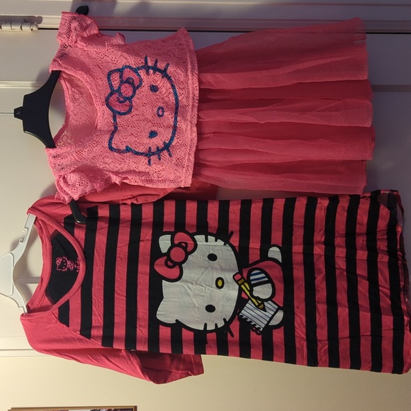Hello Kitty ‼️Lot of 2 ‼️Girls Sz S / 6-6X Dress and Nightgown. - Picture 1 of 7